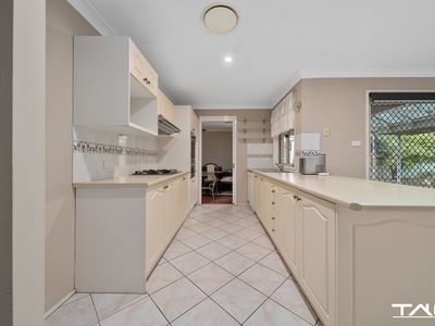 9 Alwyn Crescent, Glenwood