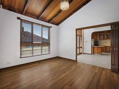 16 Outlook Rise, Bundoora