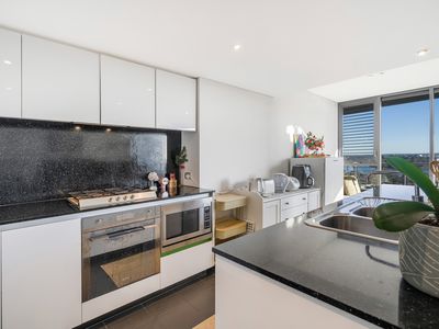 1603 / 96 Bow River Crescent, Burswood