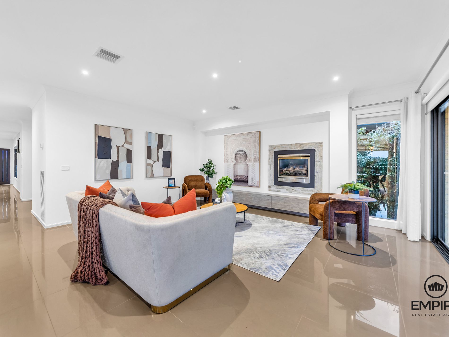 27 Strikeline Crescent, Clyde North