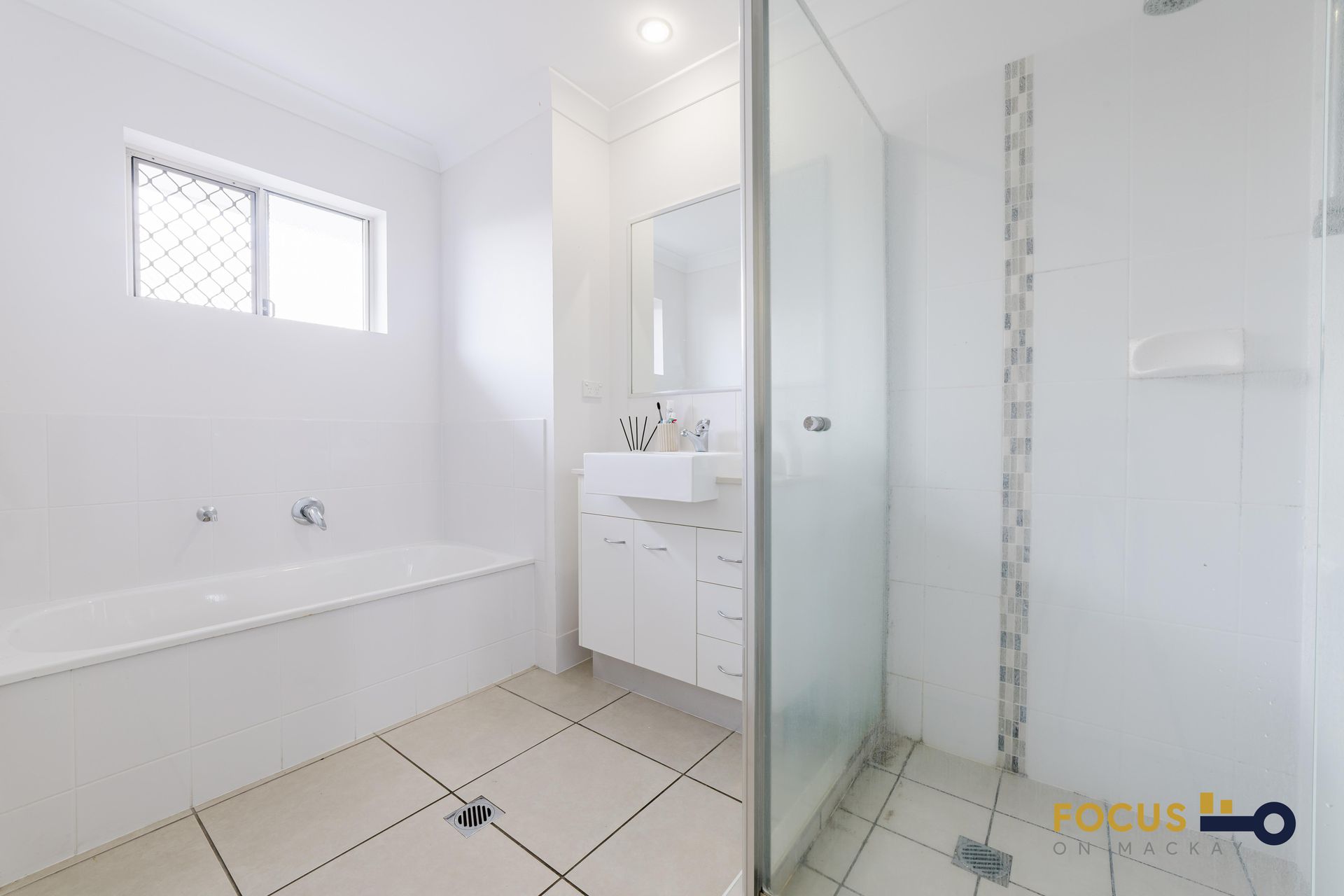 1 / 5 Westaway Crescent, Andergrove