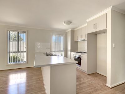 10 Waterlily Terrace, Murray Bridge