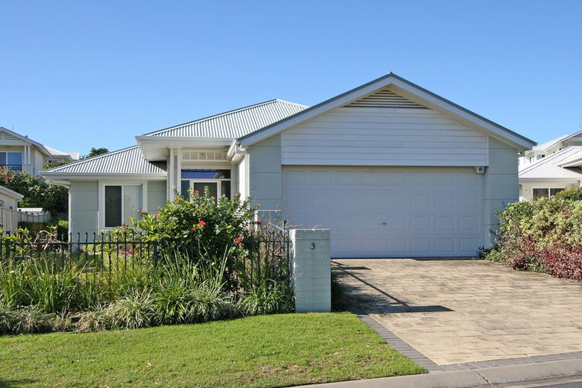 3 The Parkway, Yamba