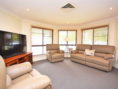 13 St Andrews Drive, Dubbo