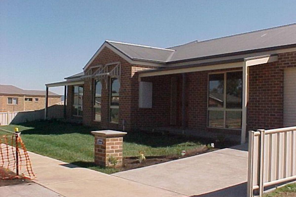 1 / 63 Cambridge Drive, Mansfield