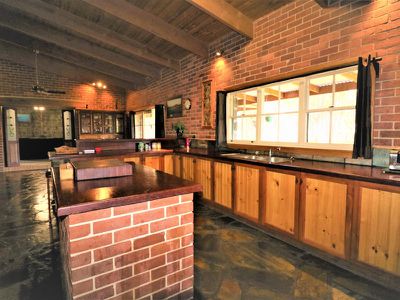 285 Cowles Rd, Northwood