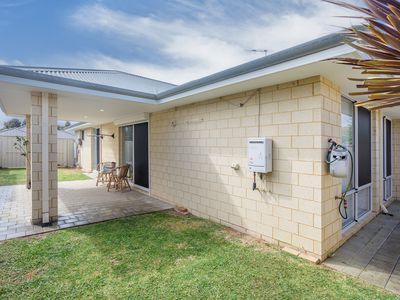 8 Muscari Close, Seville Grove