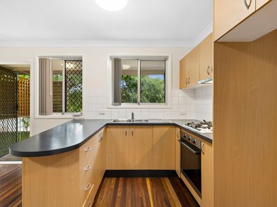 2 / 89 Indooroopilly Road, Taringa