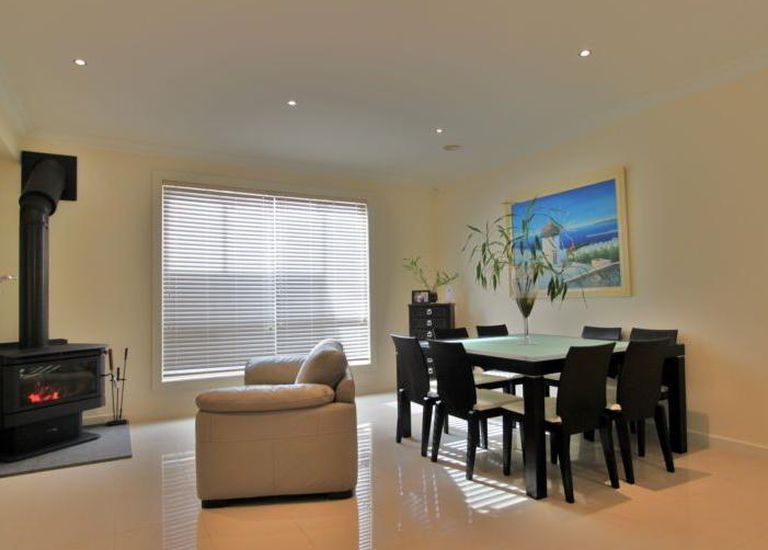 53 Ormond Road, Clayton