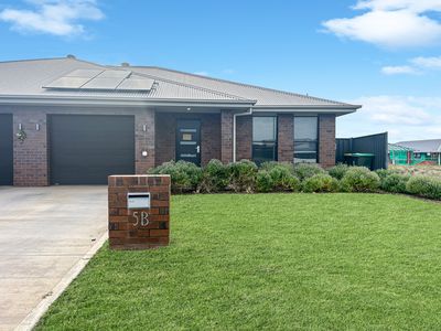 5B Amber Court, Dubbo