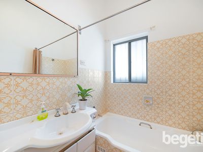 11 Earle Avenue, Ashfield