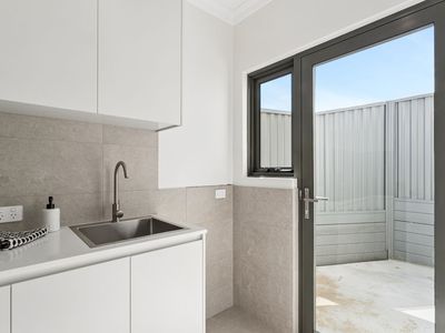 11A Canara Road, Westminster