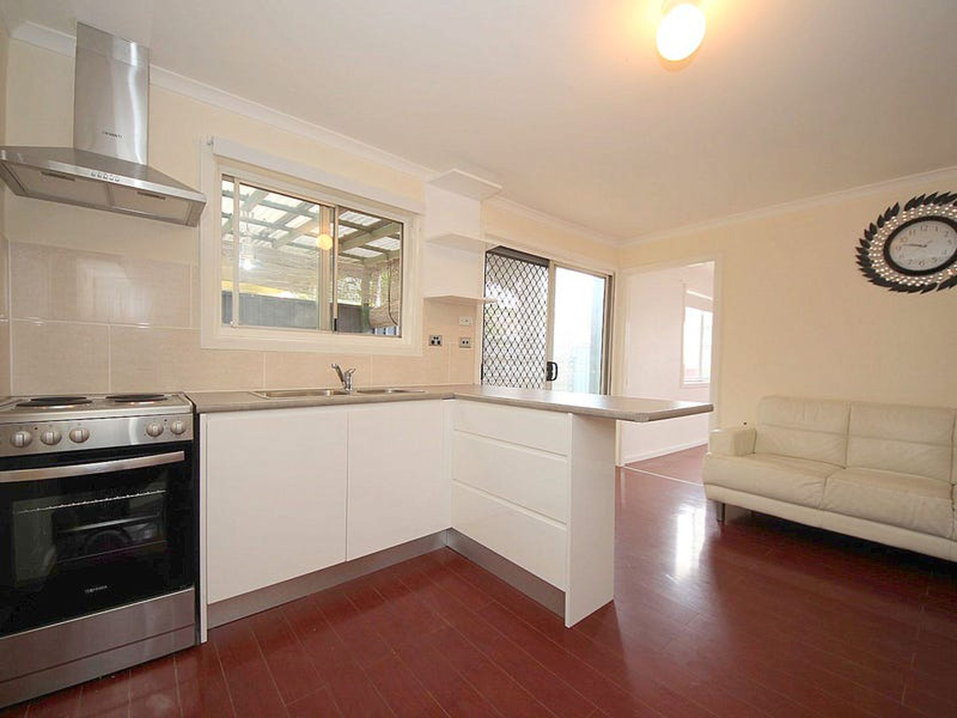 32B South Terrace, Punchbowl