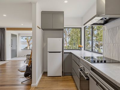 4946 Channel Highway, Gordon