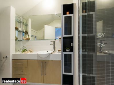 8 / 154 Aberdeen Street, Northbridge