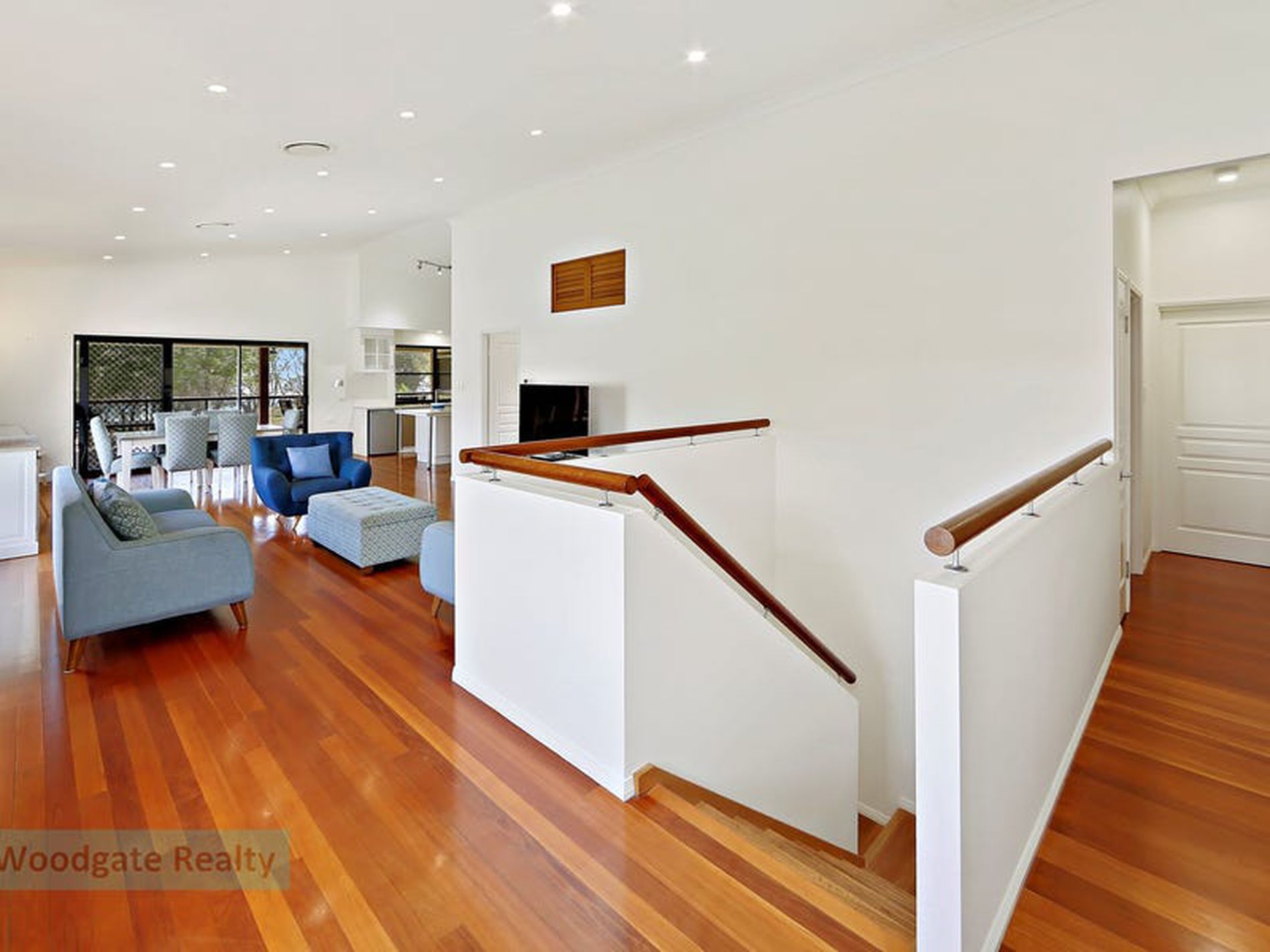 31 Esplanade, Woodgate