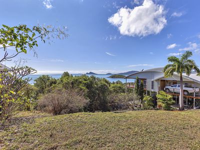 5 Blackcurrant Drive, Hideaway Bay