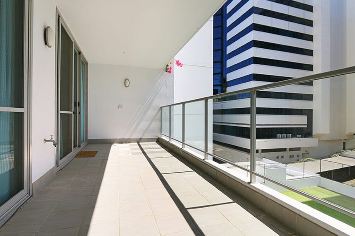 76 / 132 Terrace Road, Perth
