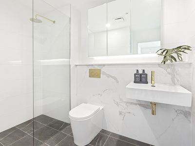 D6061 / 7 Bennelong Parkway , Wentworth Point