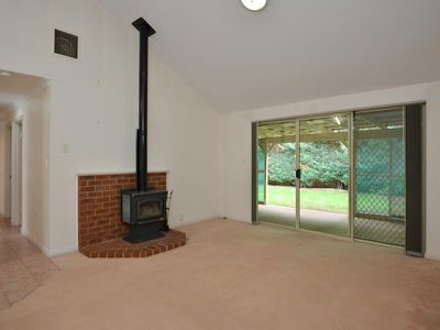 1B Paddington Drive, Hannans