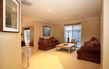 39 Fieldstone Boulevard, Beaconsfield