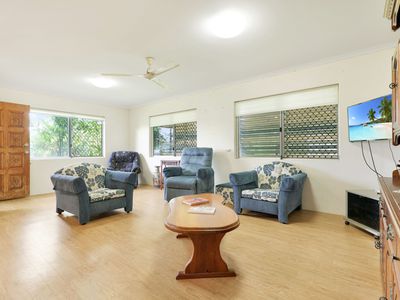 2 Dahlia Close, Mooroobool
