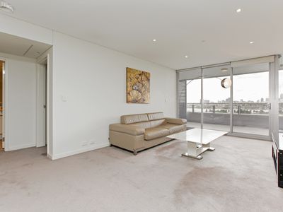903 / 30 The Circus, Burswood