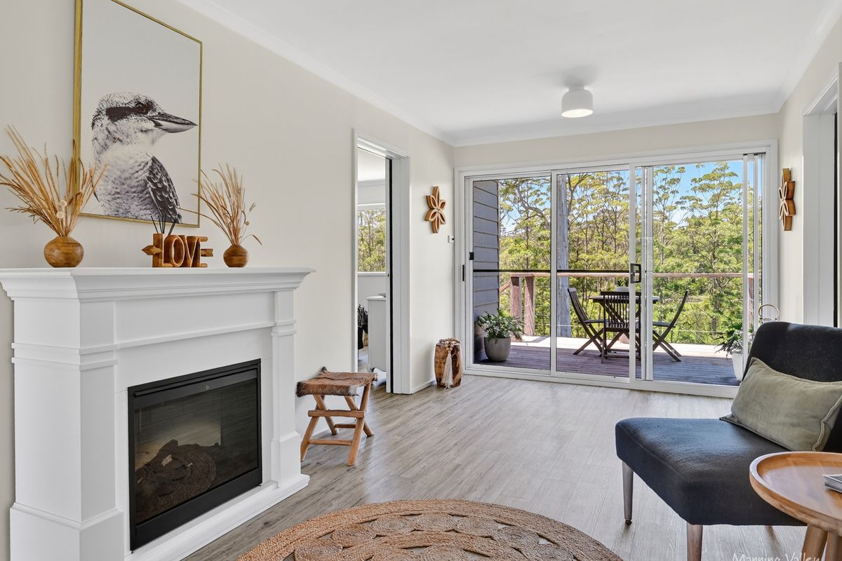 322 Hubbards Road North, Topi Topi