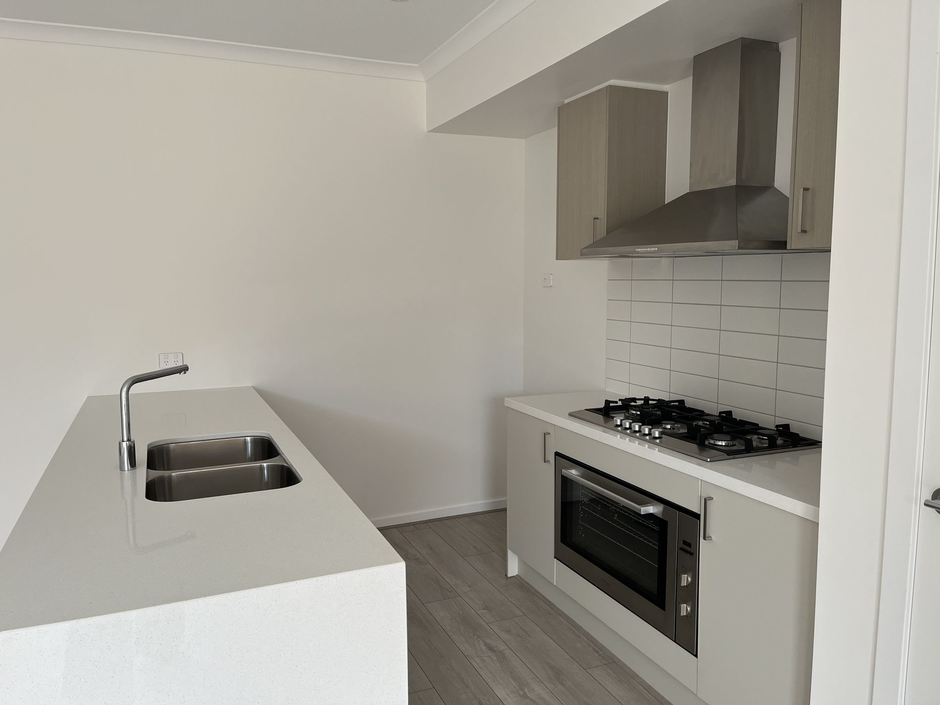 6 Shiraz Ave, Fraser Rise