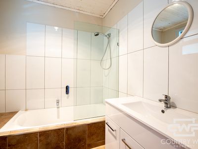 32 Cadell Street, Deepwater