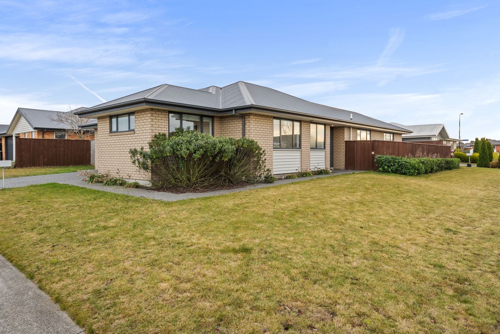 16 Ledbury Drive
