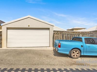 16 Tinsel Street, Yanchep