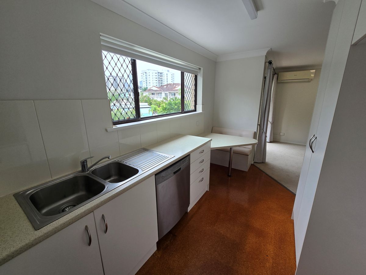 3 / 4 Sheehan Street, Milton