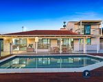 100  Oxley Drive , Paradise Point
