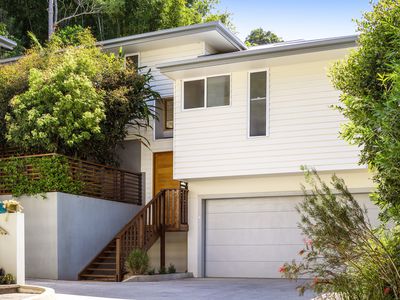 4 / 7 Gin Gin Crescent, Ocean Shores