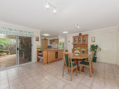 6 McDougall Close, Silkstone