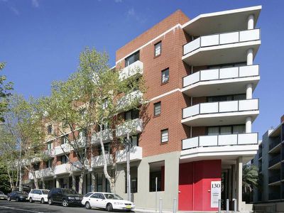 214 / 130 Carillon Avenue, Newtown