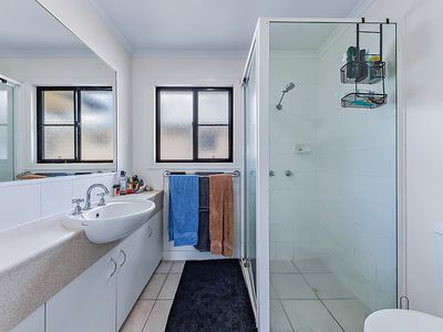 18 / 16 Beach Road, Cannonvale