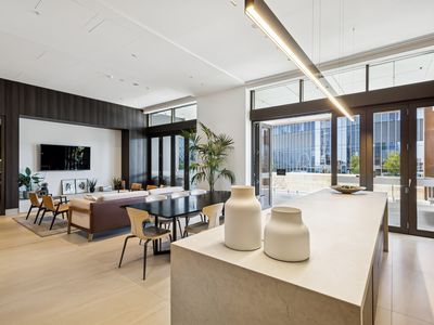 2207 / 1 Geoffrey Bolton Avenue, Perth