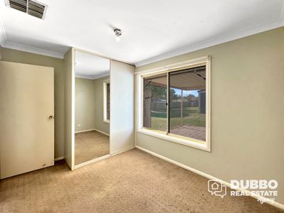 12 Galloway Drive, Dubbo