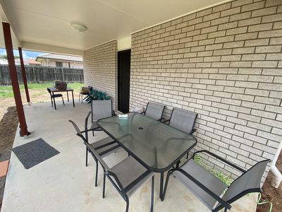 9 Oasis Drive, Kingaroy