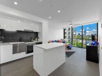 1107 / 10 Trinity Street, Fortitude Valley