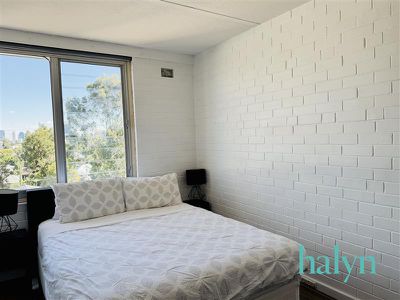 33 / 3 Russell Avenue, North Perth