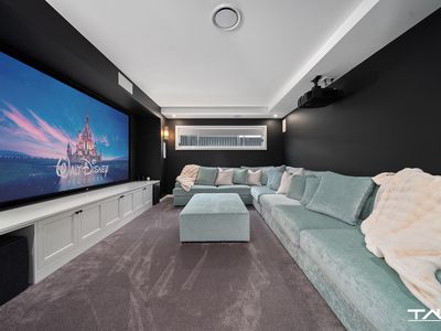 180 Forestwood Drive, Glenmore Park