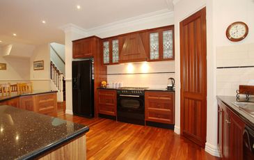 7 Valley Drive, Beaconsfield Upper