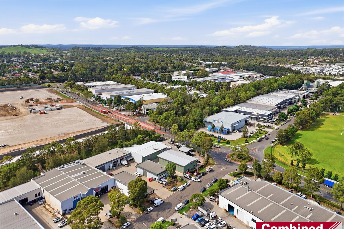 1 & 2 / 2 Samantha Place, Smeaton Grange