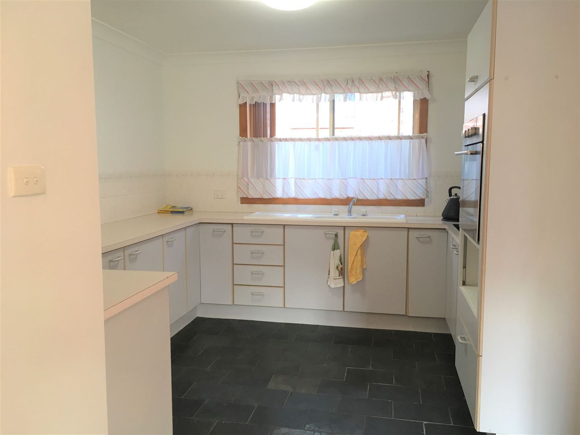 7 Golden Wattle Drive, Ulladulla