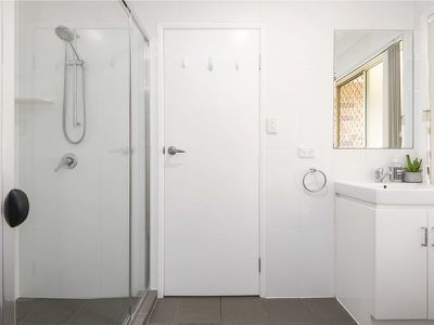 26 Clarendon Cct, Forest Lake