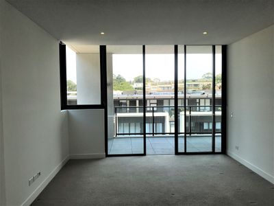 602 / 17 Grattan Close, Forest Lodge