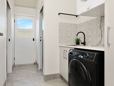 1 / 5 Anya Close, Yeppoon